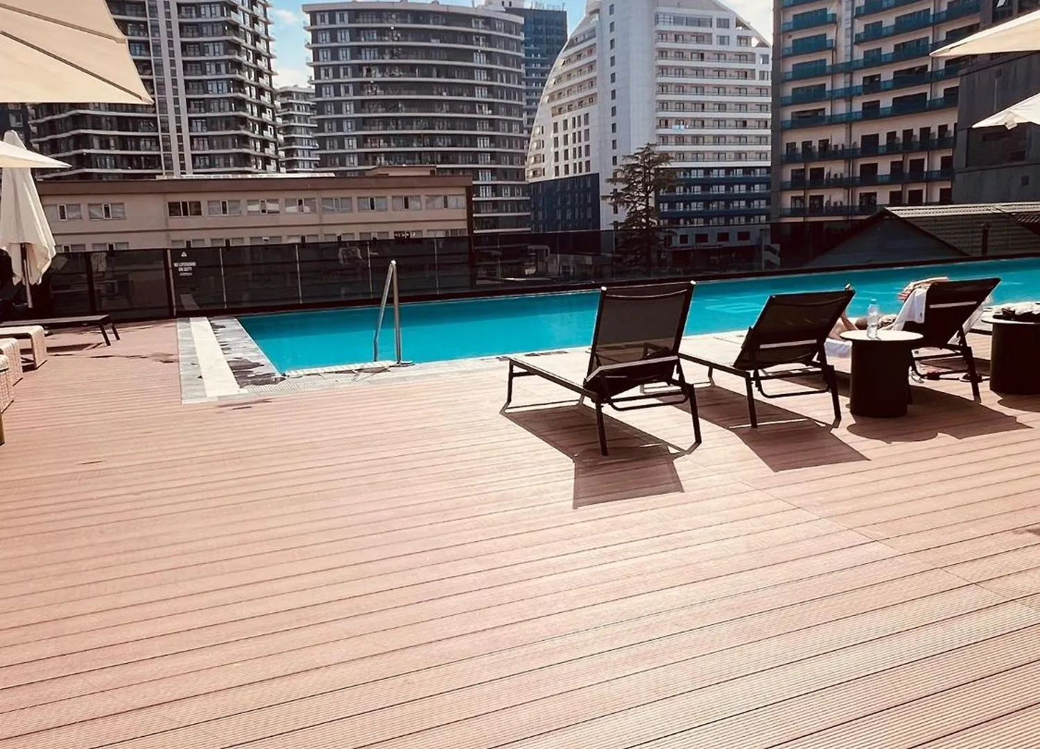 Nova Concierge Aparthotel باتومي جورجيا